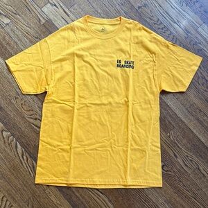eS Ledge Killers Club yellow T-shirt